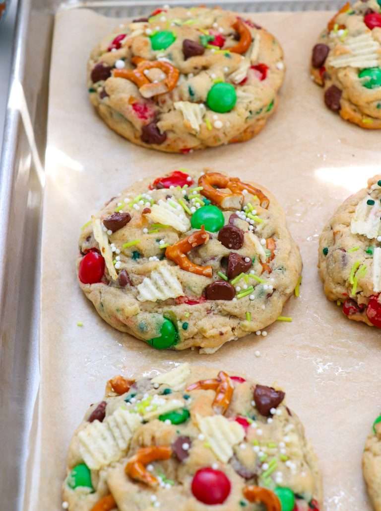 Christmas Kitchen Sink Cookies + Hot Chocolate Board
